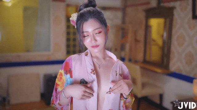 Cuộc gặp gỡ cùng cô chủ khách sạn xinh đẹp - sevtrb.sbs