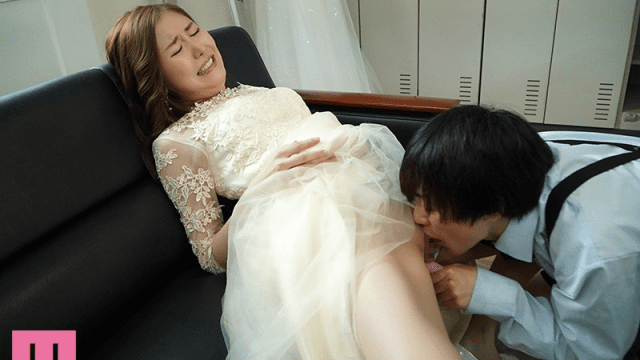 MIAA-408_Cô dâu bị hai cậu em chồng địt ngay tại đám cưới - sevtrb.sbs